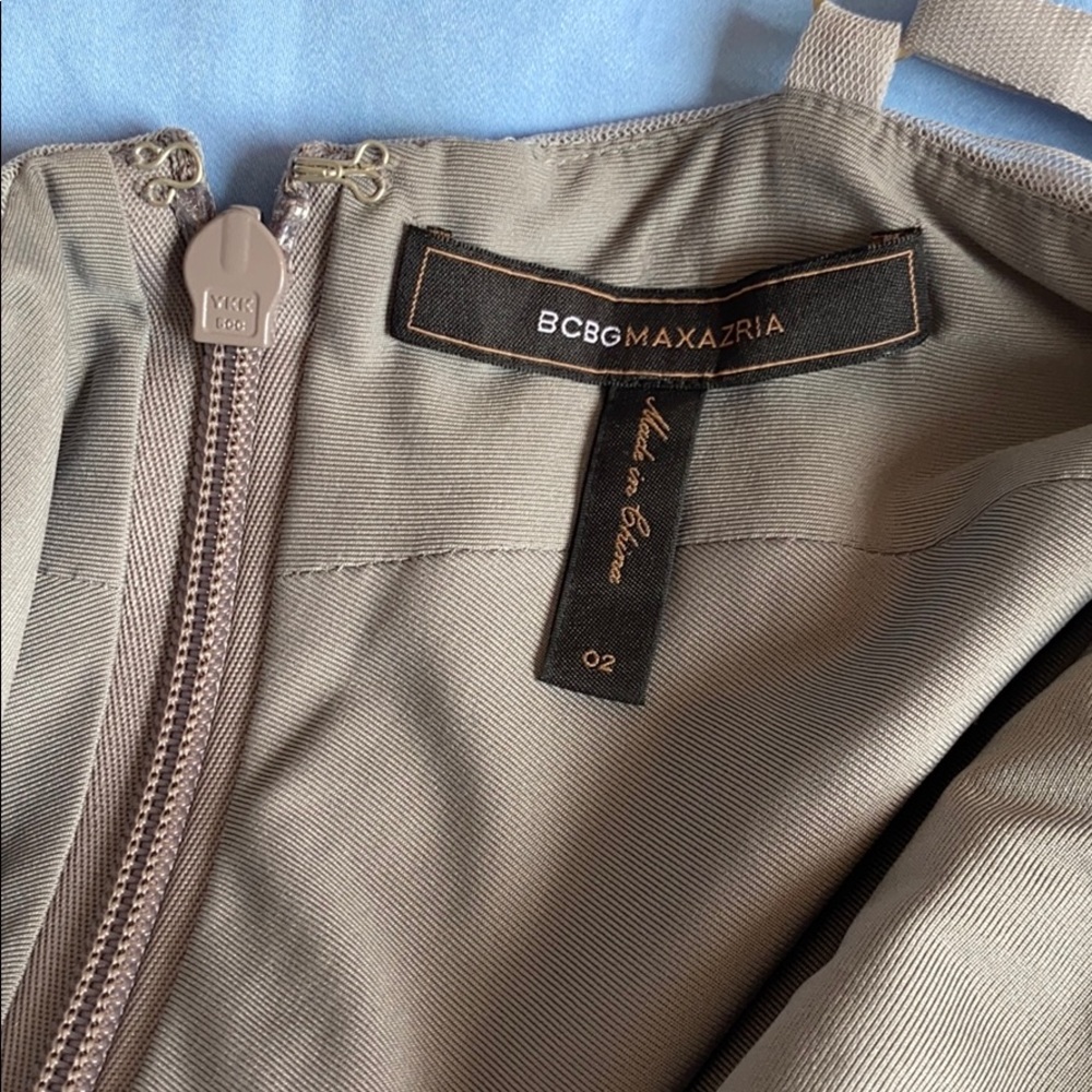 BCBGMAXAZRIA dress gray ruffle one shoulder - Picture 6 of 8